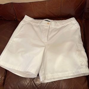 Lauren Ralph Lauren white cargo shorts. Size 14. Wide belt loops.